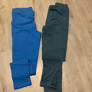 2 pair blue leggings